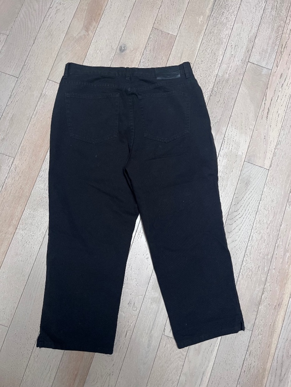 Lauren  Jeans Co. Ralph Lauren Black Lightweight Jeans Capri Pants Size 6 100% C
